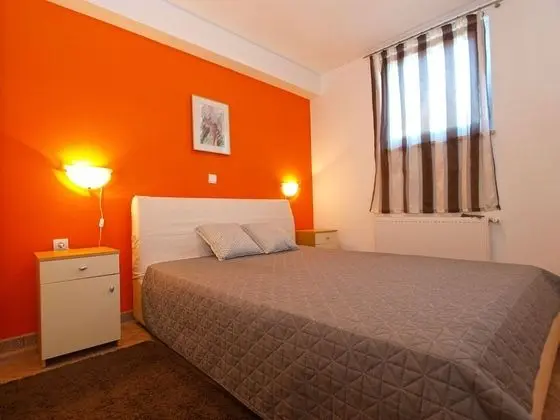 Apart Daire, 2 Yatak Odası (1420/13286)