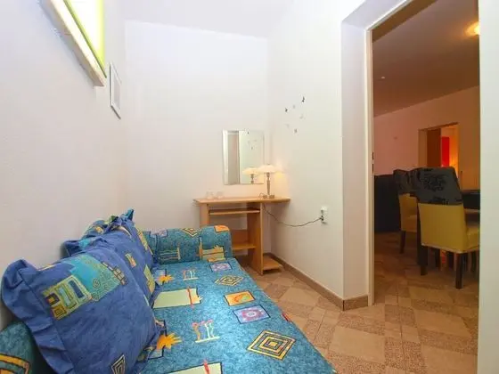 Apart Daire, 2 Yatak Odası (1420/13286)