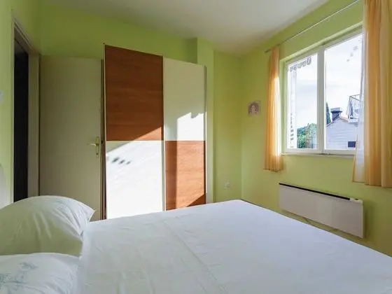 Apart Daire (Three bedroom apartment with terrace )