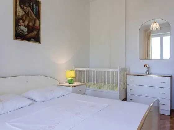 Apart Daire (Three bedroom apartment with terrace )