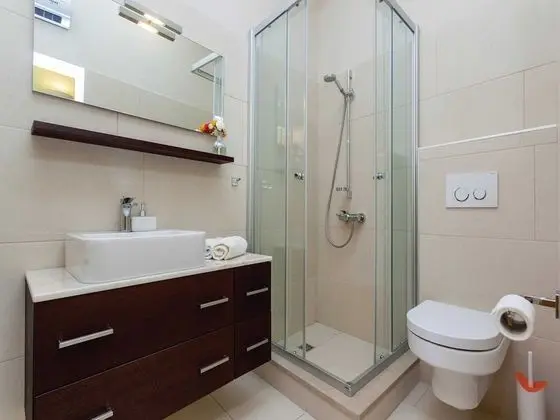 Apart Daire (Three bedroom apartment with terrace )