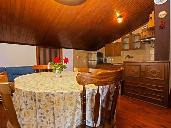 Apart Daire, 2 Yatak Odası (1371/12912)