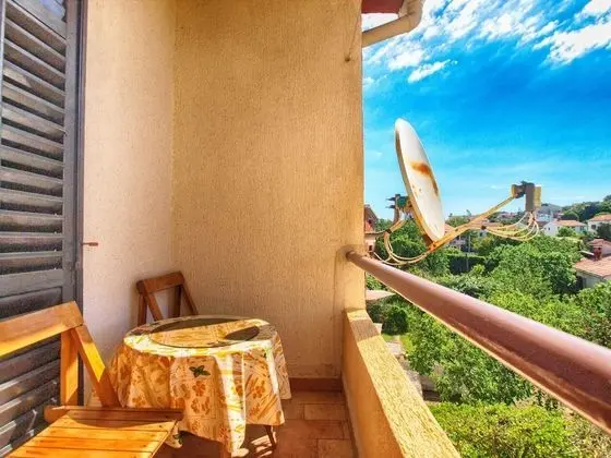 Apart Daire, 2 Yatak Odası (1371/12914)