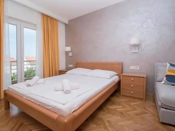 Apart Daire (One Bedroom Apartment with Balcony an)