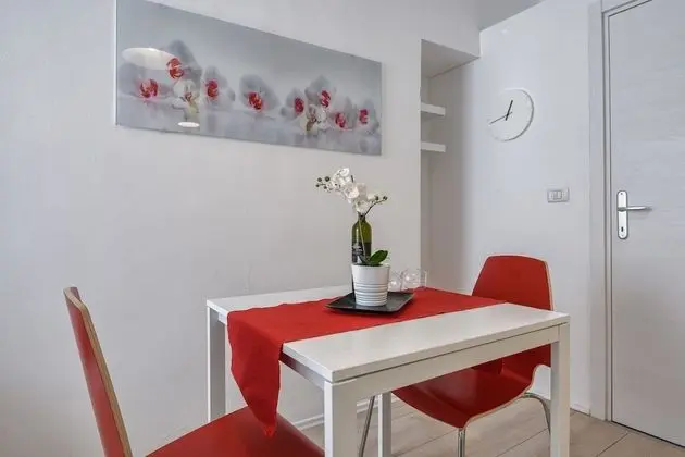 Standard Apart Daire, Bahçe Manzaralı