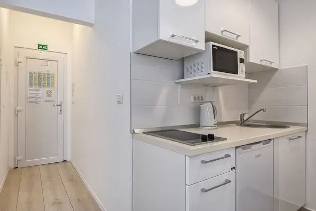 Standard Apart Daire, Bahçe Manzaralı