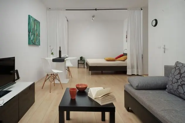 Classic Stüdyo, Bahçe Manzaralı