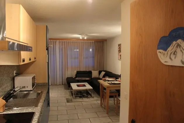 Comfort Apart Daire, Dağ Manzaralı, Zemin Kat (100 CHF Cleaning Fee)