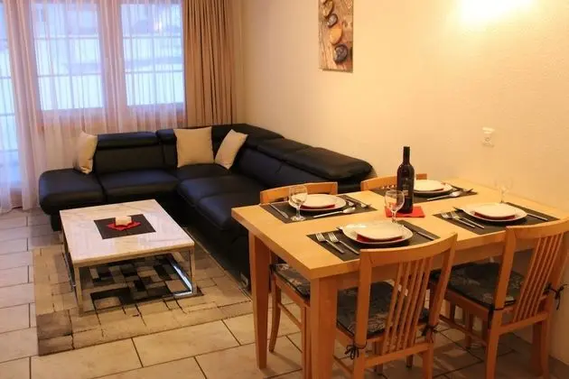 Comfort Apart Daire, Dağ Manzaralı, Zemin Kat (100 CHF Cleaning Fee)