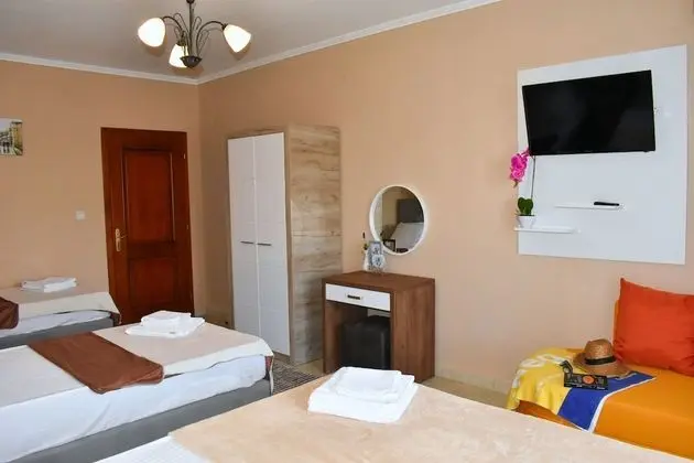 Apart Daire, Göl Manzaralı