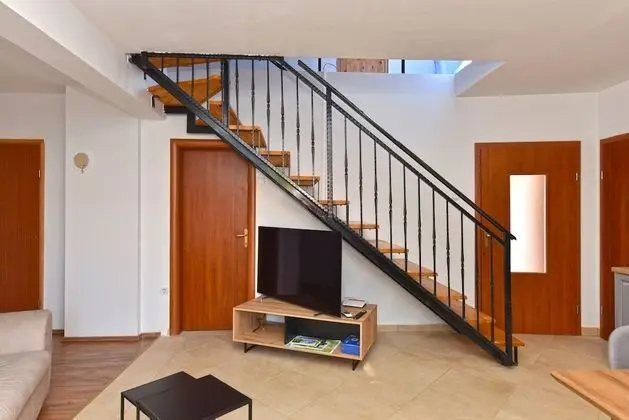 Apart Daire, 3 Yatak Odası (928/2193)