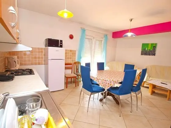 Apart Daire, 3 Yatak Odası (928/2193)