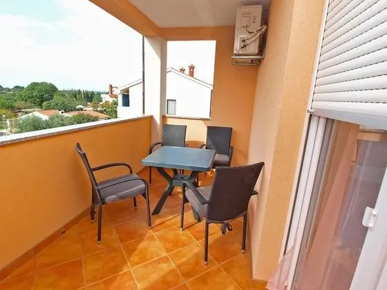 Apart Daire, 3 Yatak Odası (928/2193)