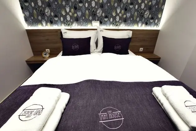 Basic Apart Daire, 2 Yatak Odası, Teras, Bahçe Manzaralı (8)