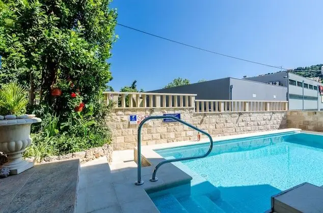 Comfort Studio, Shared Swimming Pool