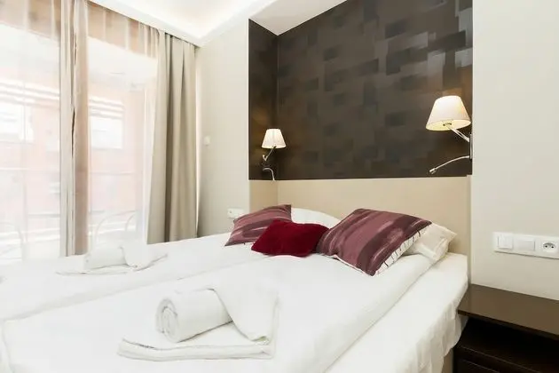 Apart Daire, 2 Yatak Odası, Balkon, Nehir Manzaralı