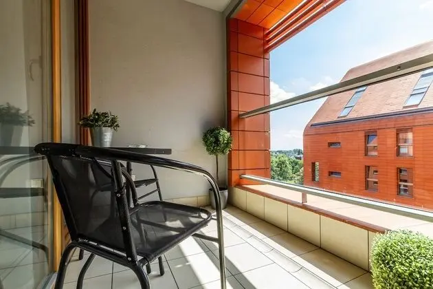 Apart Daire, 2 Yatak Odası, Balkon, Nehir Manzaralı