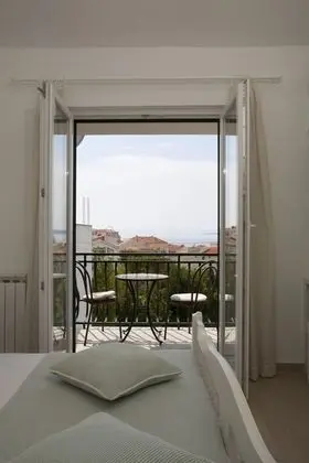 Apart Daire, Teras, Deniz Manzaralı