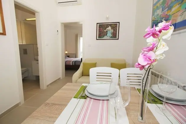 Apart Daire, Teras, Deniz Manzaralı