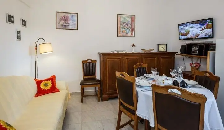 Apart Daire, Zemin Kat