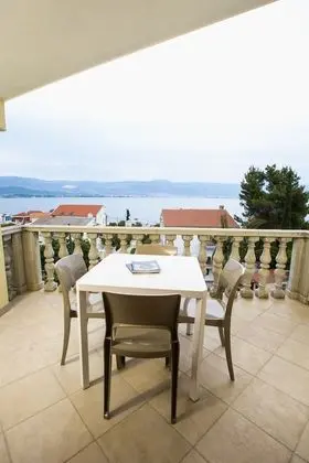 Apart Daire, Balkon, Deniz Manzaralı (A3)