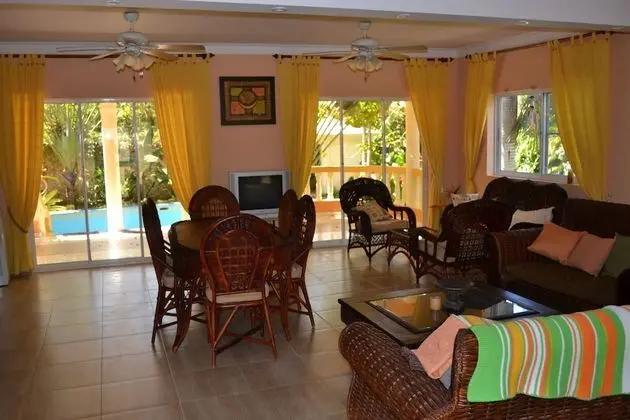 One Bedroom Apartment