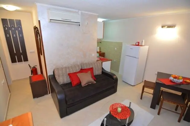 Apart Daire, 1 Yatak Odası, Teras, Denize Bakan