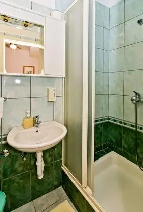 Comfort Apart Daire, 2 Yatak Odası, Avlu Manzaralı (3)