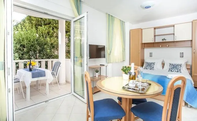 Stüdyo, Balkon, Bahçe Manzaralı