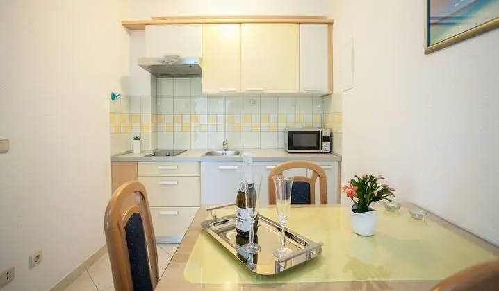 Stüdyo, Teras, Zemin Kat