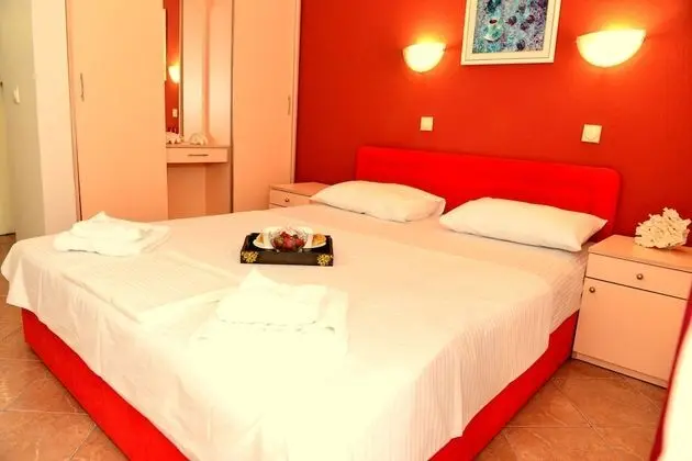 Comfort Tek Büyük Yataklı Oda