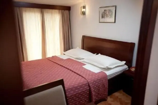 Stüdyo, Balkon, Kısmi Deniz Manzaralı