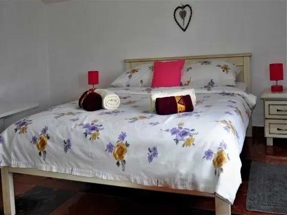 Apart Daire (Two Bedroom apartment with Shared Ter)