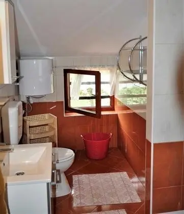 Apart Daire (Two Bedroom apartment with Shared Ter)