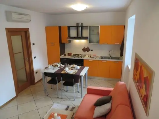Apart Daire, 1 Yatak Odası, Balkon, Bahçe Manzaralı