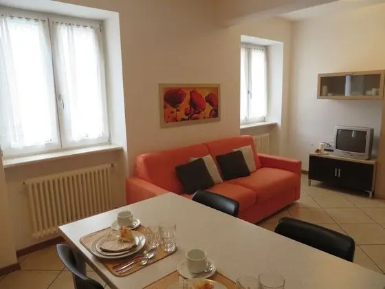 Apart Daire, 1 Yatak Odası, Balkon, Bahçe Manzaralı