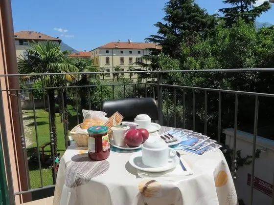 Apart Daire, 1 Yatak Odası, Balkon, Bahçe Manzaralı