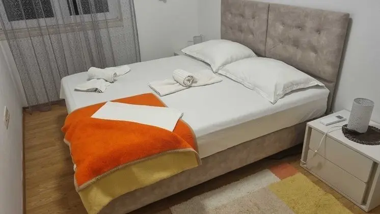 Apart Daire (Two Bedroom Apartment with Balcony)