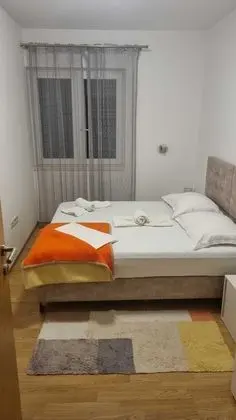 Apart Daire (Two Bedroom Apartment with Balcony)