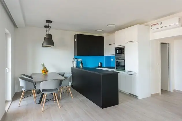 Comfort Apart Daire, Deniz Manzaralı