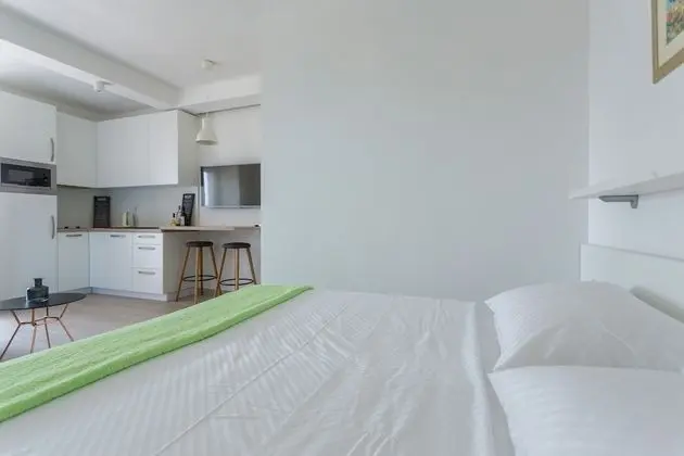 Stüdyo, Deniz Manzaralı