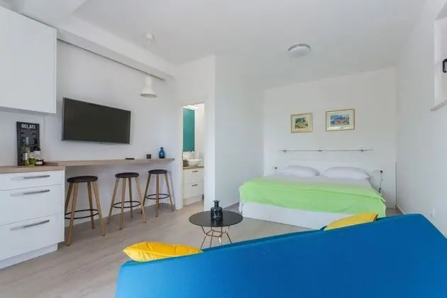 Stüdyo, Deniz Manzaralı