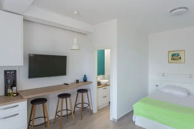 Stüdyo, Deniz Manzaralı