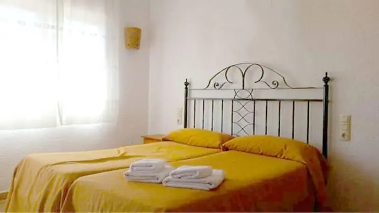 Apartment without living room (Ref5: 2PS)