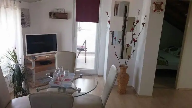 Apart Daire, 1 Çift Kişilik Yatak ve Çekyat