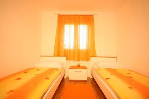 Superior Apart Daire, 2 Yatak Odası, Balkon, Deniz Manzaralı