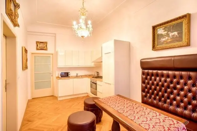 Apart Daire, Şehir Manzaralı