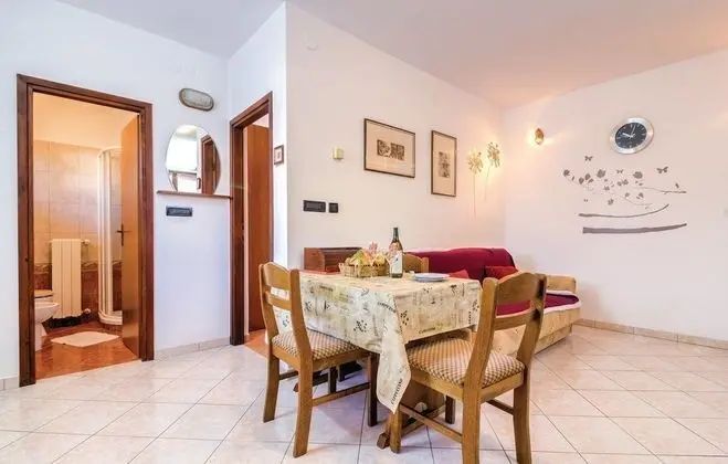 Apart Daire, 1 Yatak Odası (1495/14369)