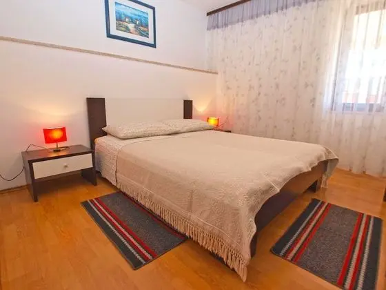 Apart Daire, 1 Yatak Odası (1270/12194)