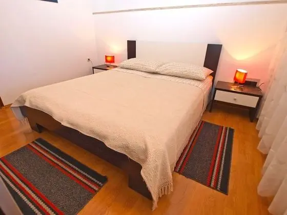 Apart Daire, 1 Yatak Odası (1270/12194)